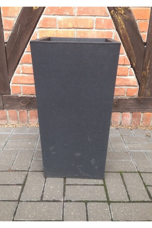 Donica recyklingowa czarny kwadratowy wazon w paski 144012 - 34x34x66 cm - doniczki-poznan.pl